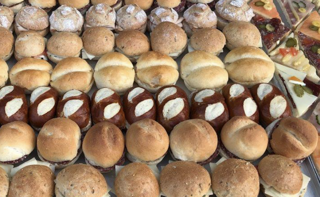 Schwegler Bäckerei und Konditorei  (Überraschungspäckli Backware) - Switzerland - Too Good To Go